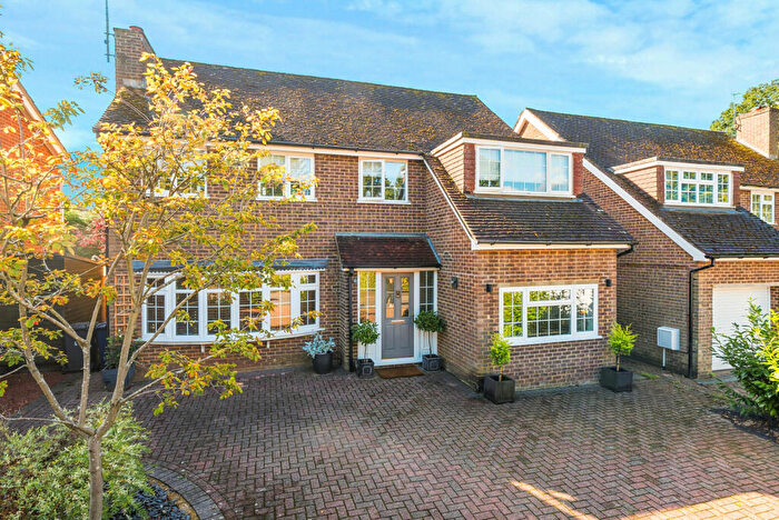 4 Bedroom Detached House For Sale In Parkfield, Busbridge, Godalming, GU7