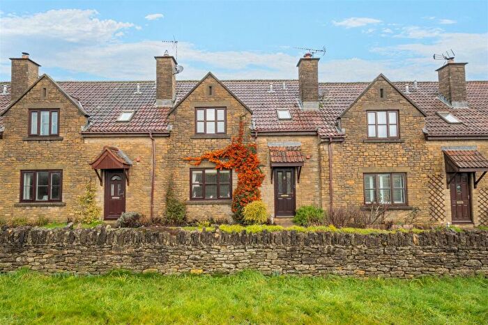 3 Bedroom Terraced House For Sale In Barton Way, Corston, Malmesbury, SN16