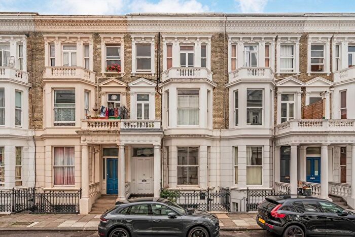 2 Bedroom Flat For Sale In Fairholme Road, West Kensington, W14