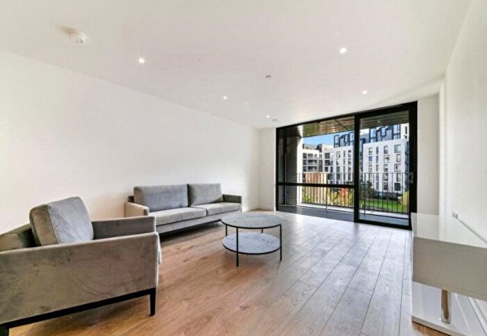 3 Bedroom Flat To Rent In Waterman House, Forrester Way, Stratford, E15