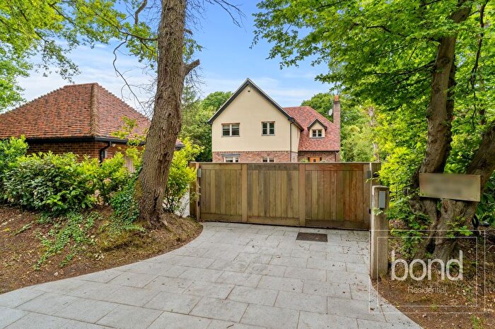 6 Bedroom Detached House For Sale In The Ridge, Little Baddow, Chelmsford, CM3