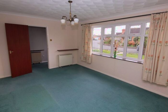 2 Bedroom Detached Bungalow For Sale In Plumtree Drive, Marshchapel, Grimsby, DN36