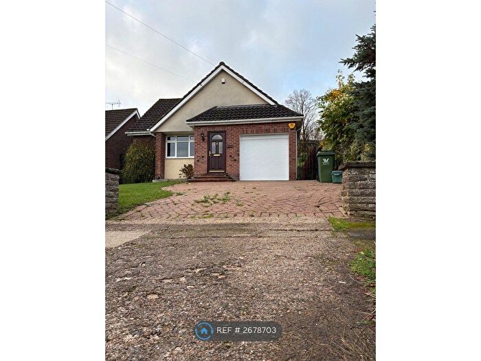 4 Bedroom Detached House To Rent In Deeds Grove, High Wycombe, HP12