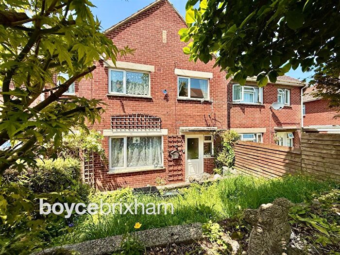 4 Bedroom Terraced House For Sale In Elizabeth Avenue, Brixham, TQ5