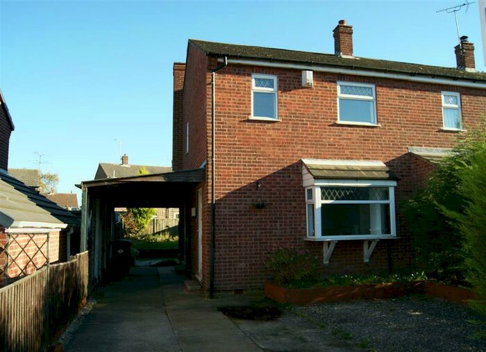3 Bedroom Semi-Detached House To Rent In Lymington Road, Mansfield, NG19