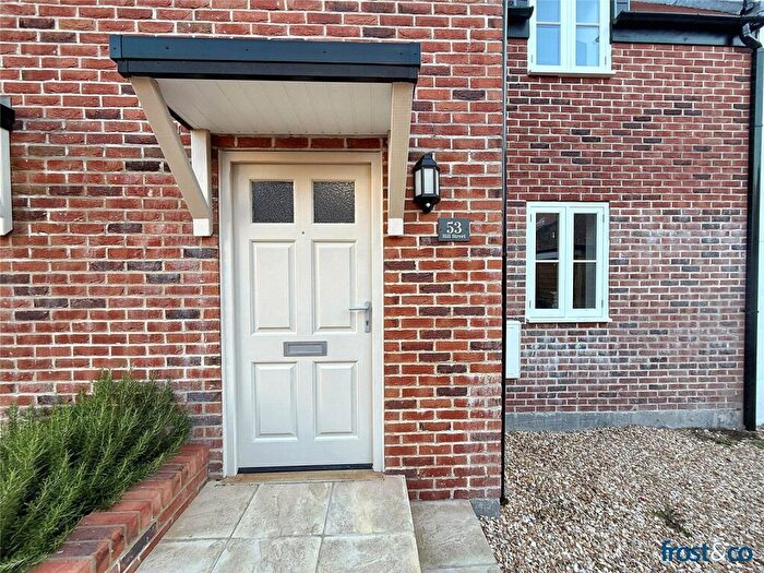 1 Bedroom Semi-Detached House For Sale In Hill Street, Poole, Dorset, BH15