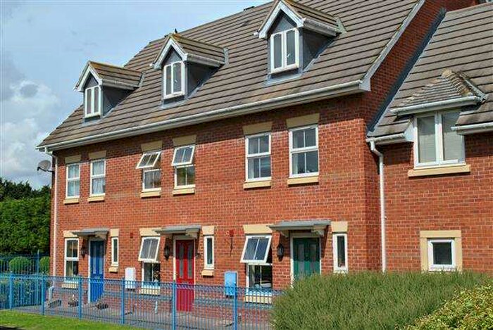 4 Bedroom Terraced House To Rent In Farrier Court, Royston, SG8
