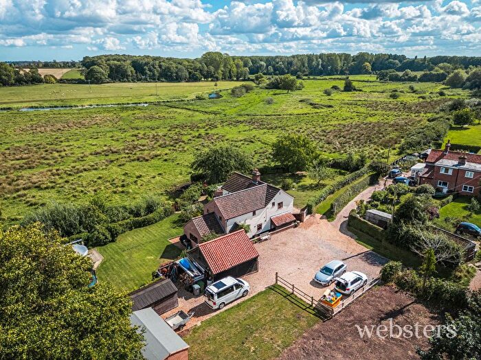 4 Bedroom Property For Sale In Common Lane, Brampton, NR10