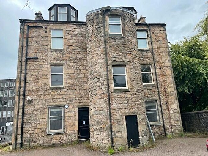 2 Bedroom Flat To Rent In Glasgow Road, Paisley, Renfrewshire, PA1