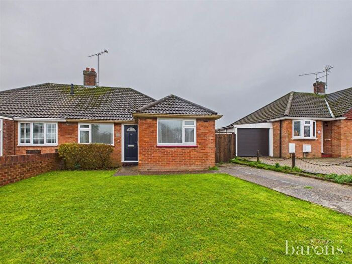 2 Bedroom Semi Detached Bungalow For Sale In Brackley Way, Basingstoke, RG22