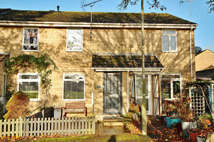 2 Bedroom Terraced House For Sale In Pensclose, Witney, OX28