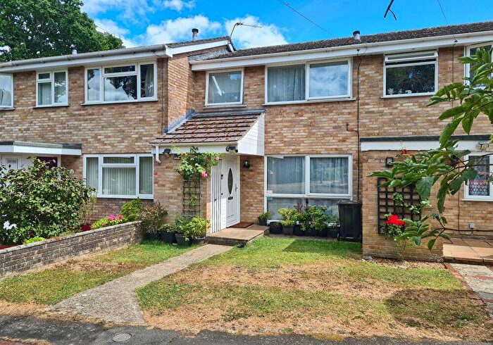 3 Bedroom Terraced House For Sale In St. Davids Close, Calmore, Southampton, SO40