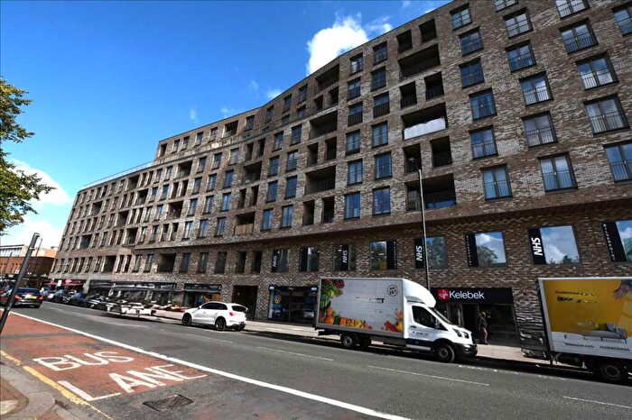 2 Bedroom Flat To Rent In Prowse Court, Fore Street, London, N18