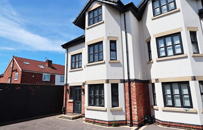 3 Bedroom Semi-Detached House For Sale In Eliza Close, Churchtown, Southport, PR9