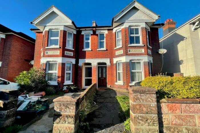5 Bedroom Property To Rent In Morris Road, Southampton, SO15