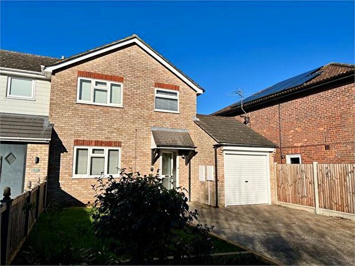 3 Bedroom Detached House To Rent In Copper Beeches, Colchester, Essex., CO3