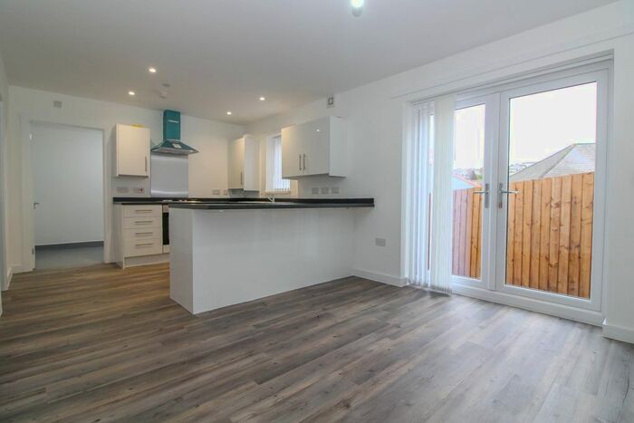 1 Bedroom Flat To Rent In Abbelaine Court, Laburnum Drive, Newport NP19