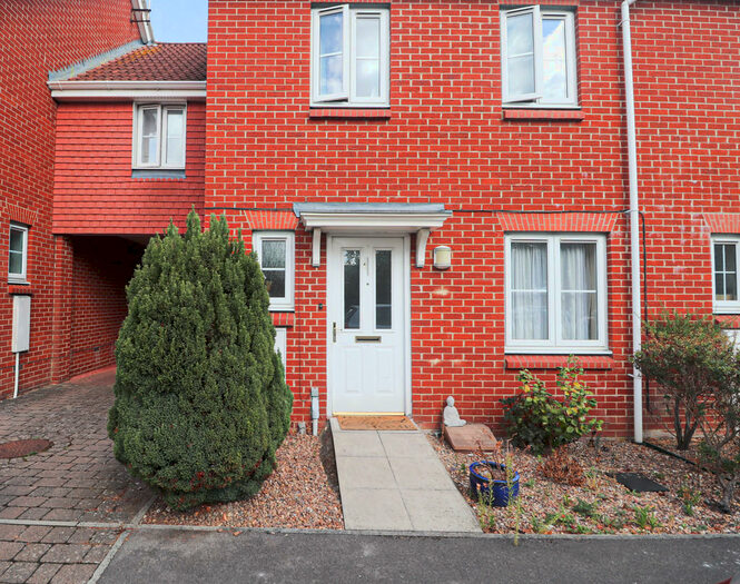 3 Bedroom Terraced House To Rent In Woodland Walk, Aldershot, GU12