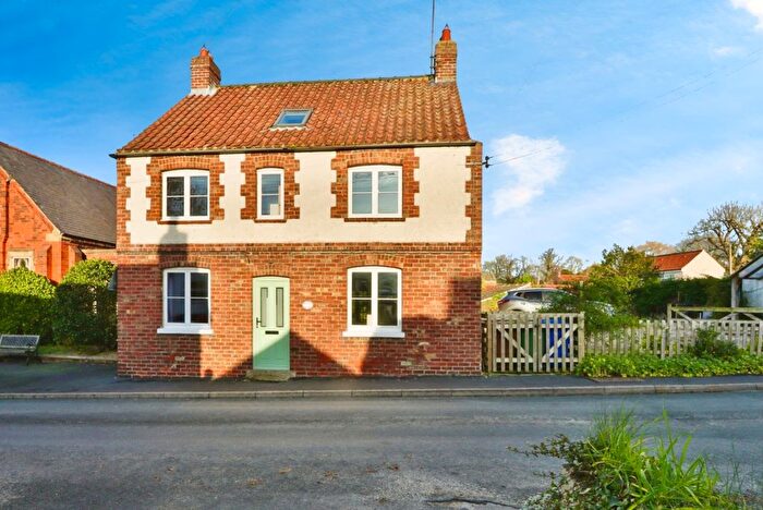 4 Bedroom Detached House For Sale In Shepherds Cottage, Thwing, Driffield, YO25