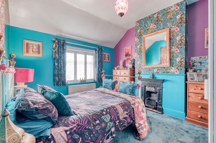 2 Bedroom Semi-Detached House For Sale In Lilley Lane, West Heath, Birmingham, B31