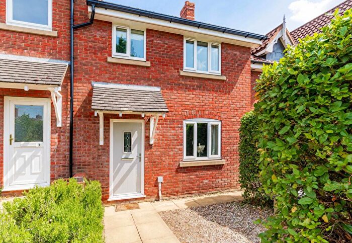 3 Bedroom Terraced House For Sale In Bramble Way, Wymondham, NR18