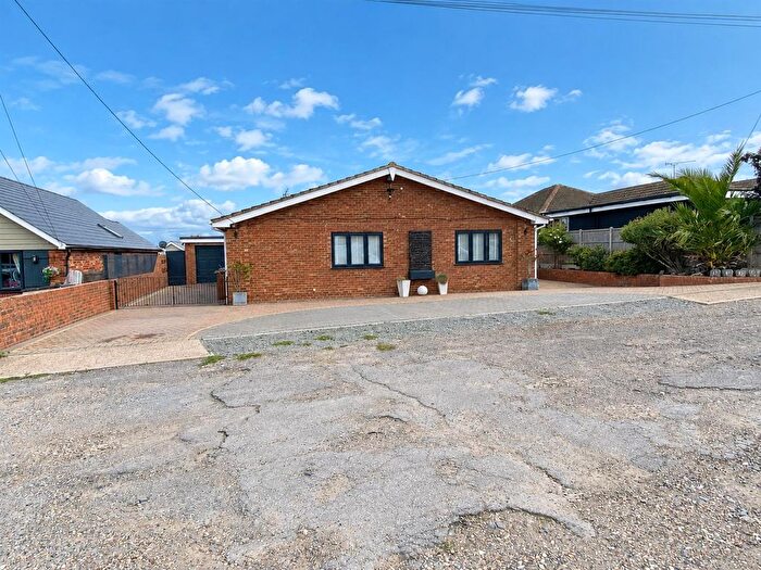 4 Bedroom Detached Bungalow For Sale In Imperial Avenue, Minster On Sea, Sheerness, ME12