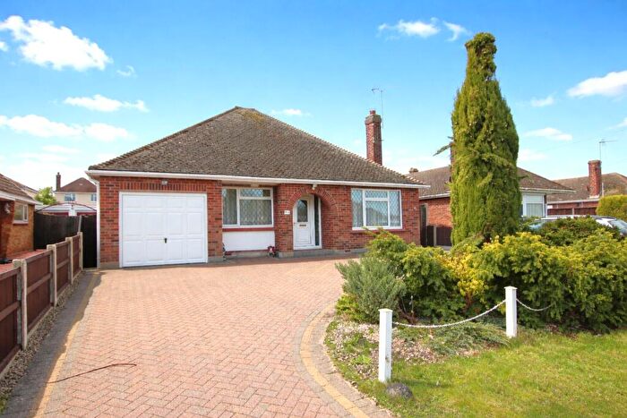 3 Bedroom Detached House For Sale In Manor Way, Holland On Sea, CO15