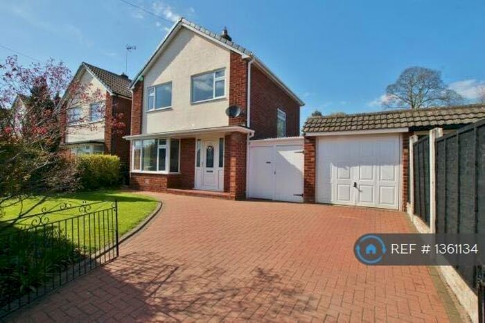 3 Bedroom Detached House To Rent In Neston Drive, Chester, CH2