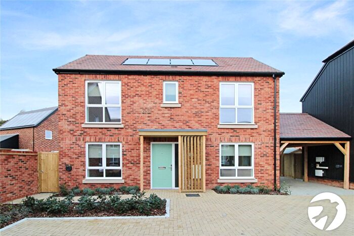 3 Bedroom Detached House To Rent In Pelsey Close, Alkerden, Ebbsfleet Valley, Swanscombe, DA10