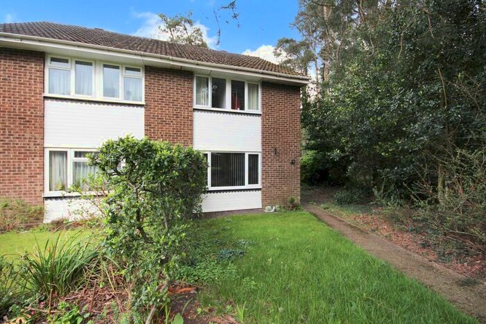 3 Bedroom Semi-Detached House To Rent In Holland Pines, Bracknell, RG12