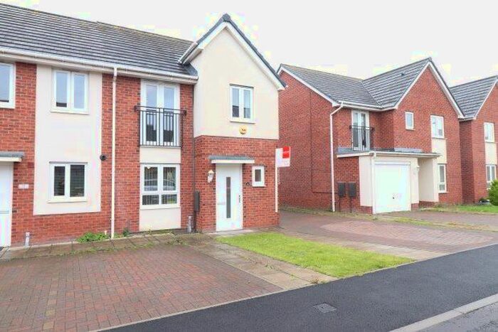 3 Bedroom Property To Rent In Belton Close, Washington NE38