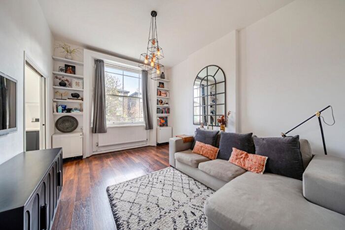 1 Bedroom Flat For Sale In Chichester Road, North Maida Vale, London, NW6