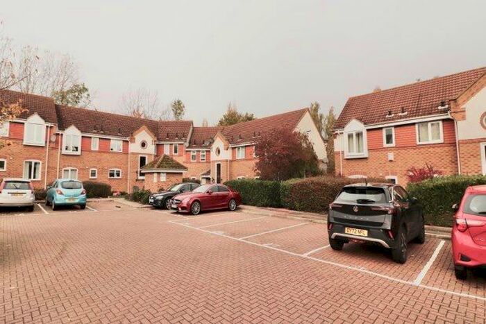 2 Bedroom Flat To Rent In Caravel Close, Grays, RM16