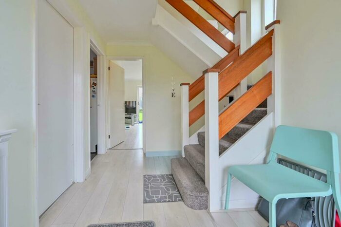 5 Bedroom Terraced House To Rent In West End, West End, Woking, GU24