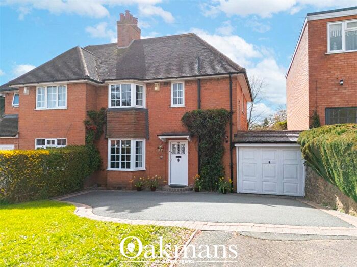 3 Bedroom Semi Detached House For Sale In St. Laurence Road, Birmingham, B31