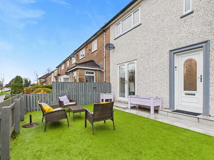 3 Bedroom End Of Terrace House For Sale In Stark Avenue, Clydebank, G81