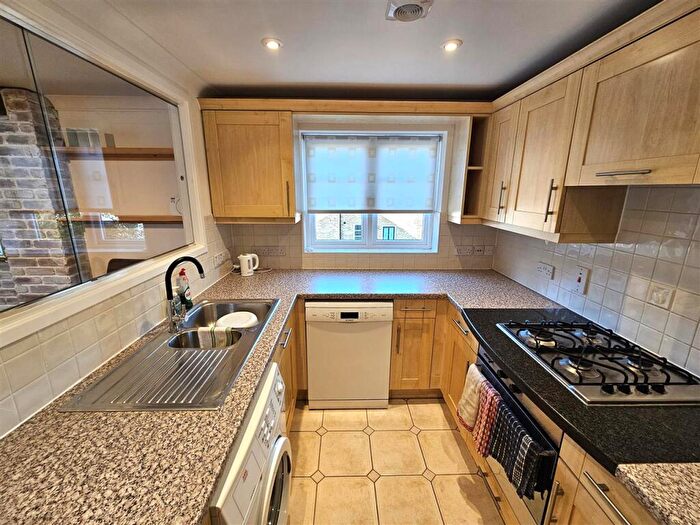 2 Bedroom Apartment To Rent In Holters Mill, The Spires, Canterbury, CT2