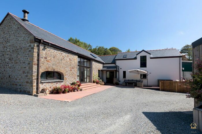 4 Bedroom Detached House For Sale In The Old Barn, Narberth, SA67