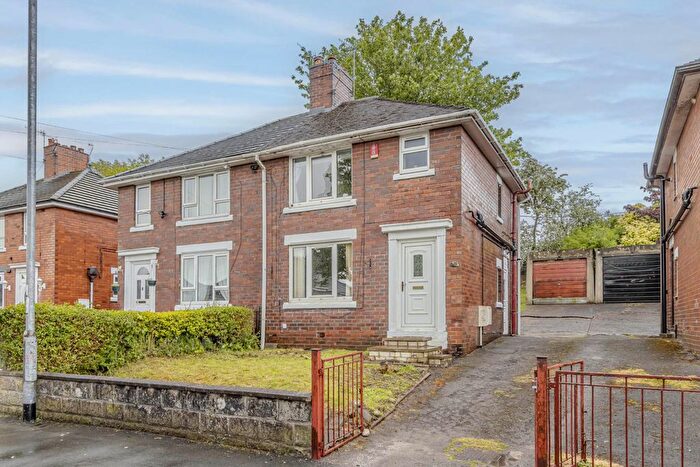 3 Bedroom Semi-detached House For Sale In Ballinson Road, Stoke On Trent, ST3