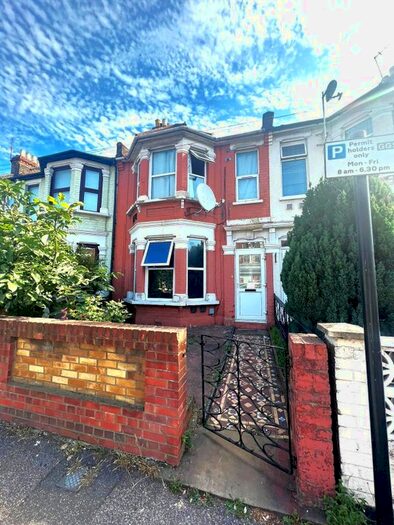 4 Bedroom Terraced House To Rent In Grove Green Road, London, E11