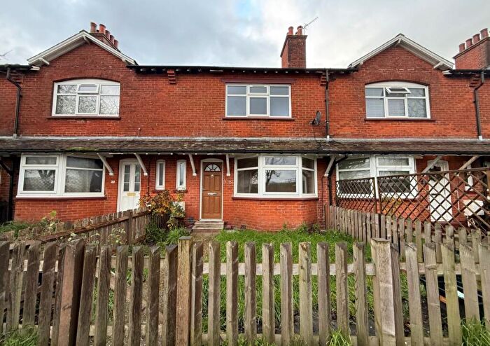 2 Bedroom Terraced House For Sale In Campbell Road, Eastleigh, Hampshire, SO50