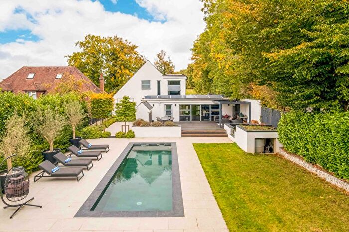 4 Bedroom Detached House For Sale In Castle Hill, Fawkham, Longfield, Kent, DA3