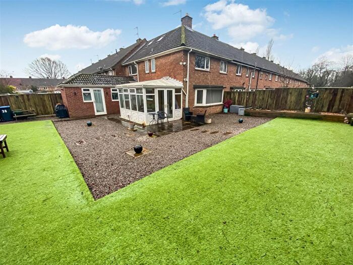 5 Bedroom Terraced House For Sale In Stead Close, Newton Aycliffe, DL5