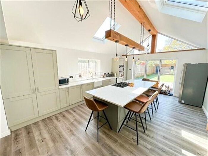 2 Bedroom Detached Bungalow For Sale In Chudleigh Road, Kingsteignton, Newton Abbot, Devon., TQ12