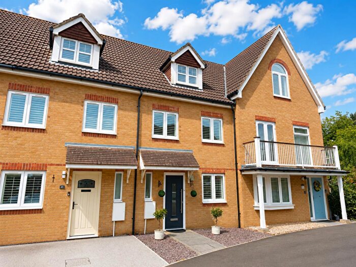 3 Bedroom Terraced House For Sale In Westland Drive, Lee-On-The-Solent, PO13