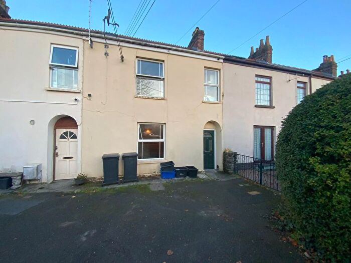 1 Bedroom Flat To Rent In Summerland Place, Barnstaple, EX32