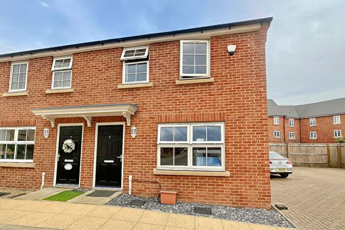 2 Bedroom End Of Terrace House For Sale In Albuhera Road, Wellesley, Aldershot, GU11