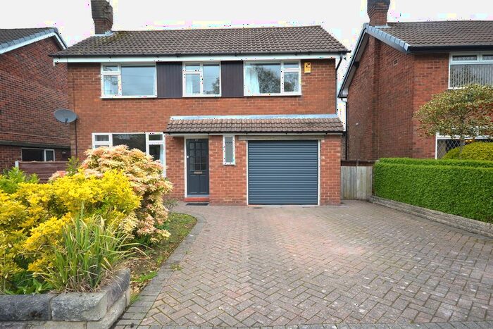 4 Bedroom Detached House To Rent In Lumb Lane, Bramhall, Stockport, SK7