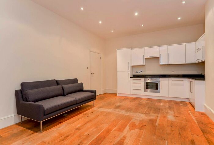 2 Bedroom Flat To Rent In Earls Court Road, South Kensington, London, W8