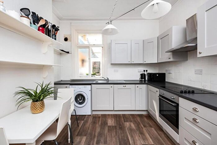 7 Bedroom Terraced House To Rent In Wells Road, Bath, BA2